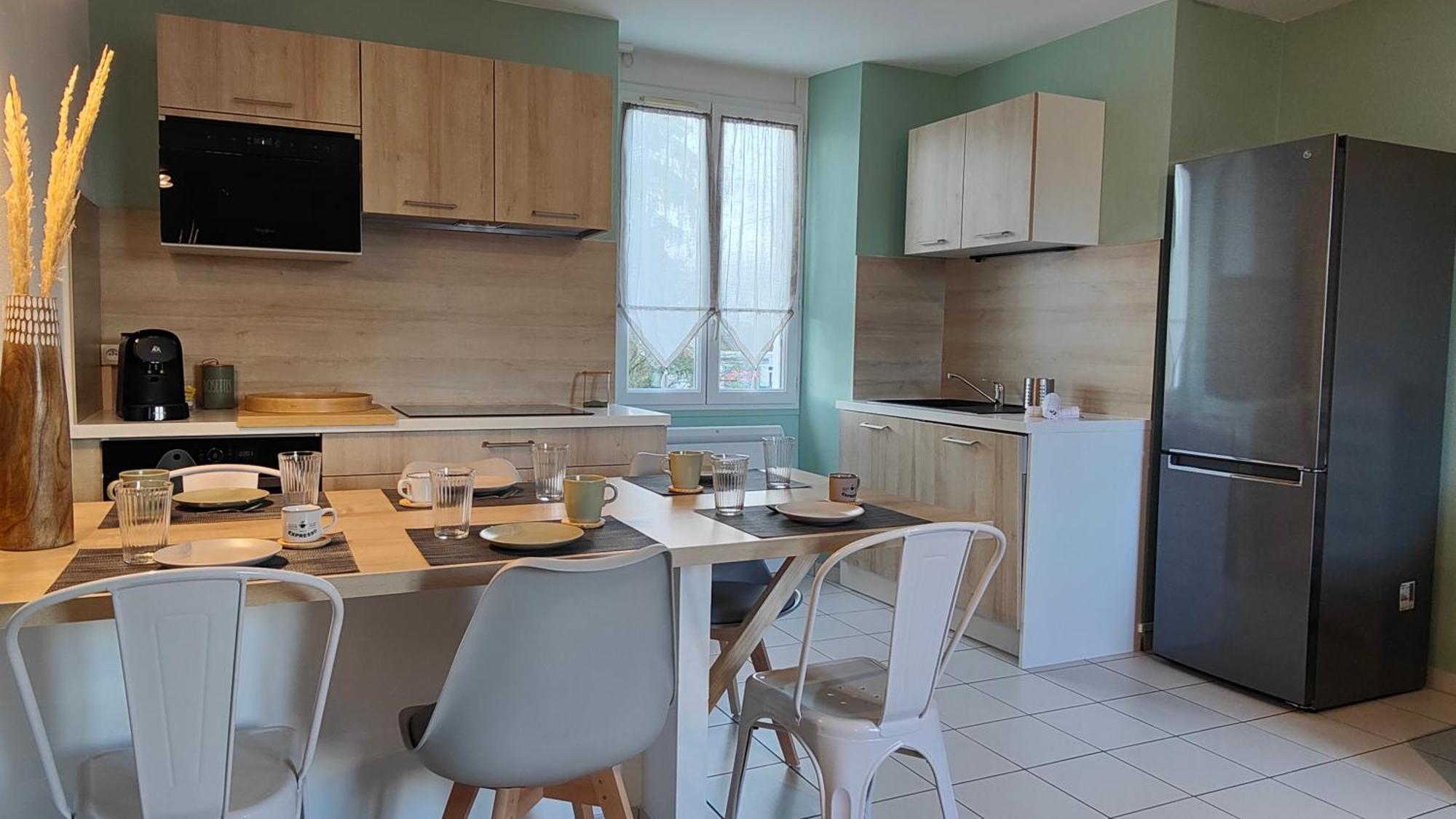 Appartement Centre-Ville Proche Lac, Ocean, Vignes Lesparre-Medoc Luaran gambar